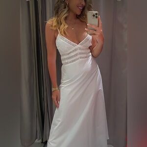 ZARA BLOGGER FAVORITE POPLIN LACE MIDI DRESS